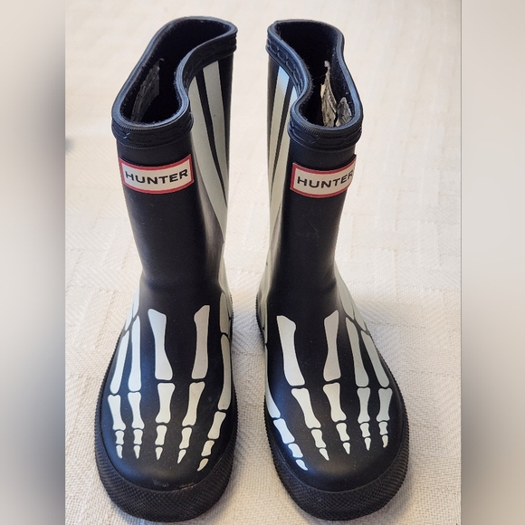 Hunter Other - Hunter Kids Boots  Size 7